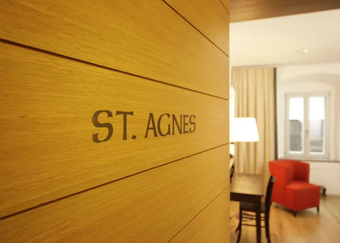 Haus St. Joseph ホテル